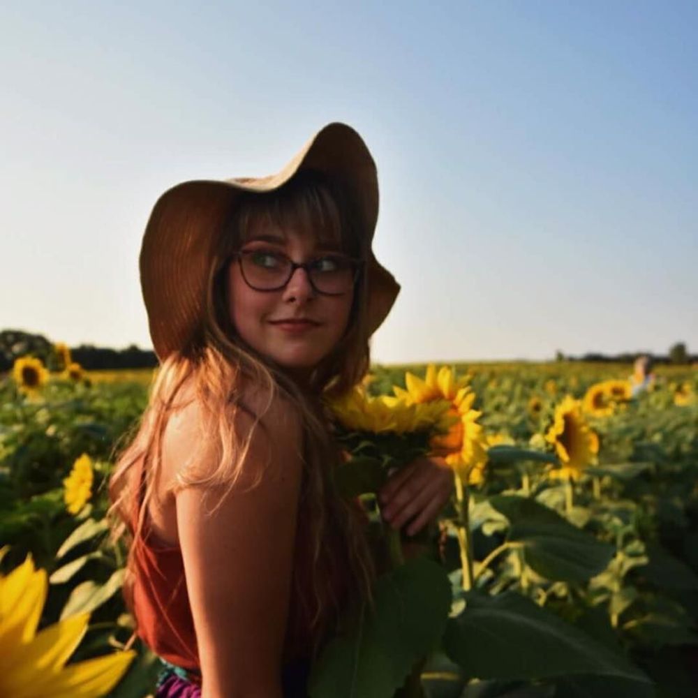 Meet your Posher, Megan